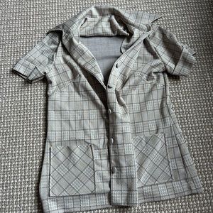 🌙Vintage Button Up Plaid Top!